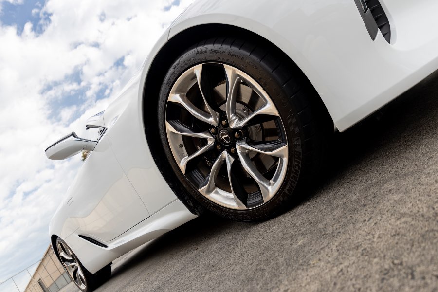 2023 LEXUS LC500 CONVERTIBLE cabin detail photo on CarNest