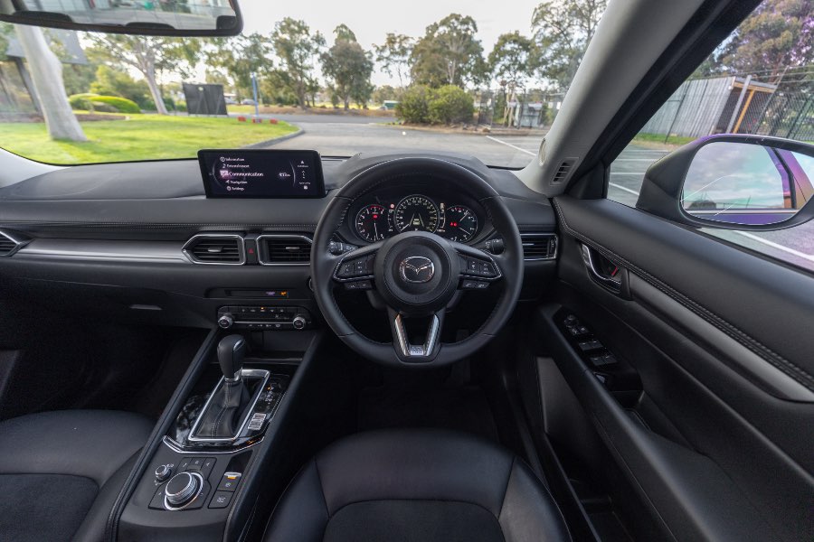 2022 MAZDA CX5 TOURING AWD detail view 11 photo on CarNest
