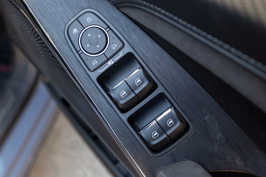 2023 GWM HAVAL H6 GT detail view 13 photo on CarNest