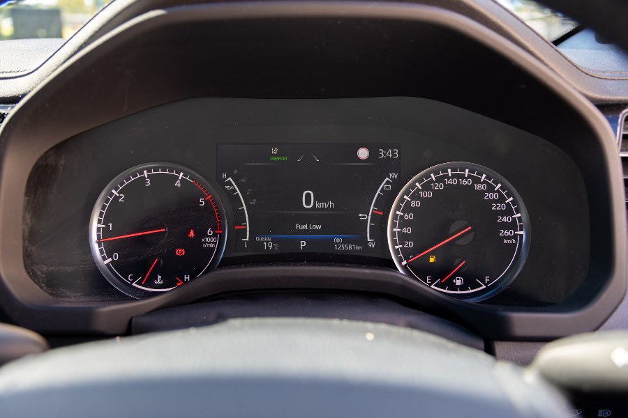 2022 TOYOTA LAND CRUISER LC300 SAHARA ZX detail view 13 photo on CarNest
