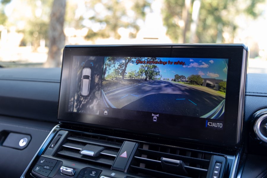 2022 TOYOTA LAND CRUISER LC300 SAHARA ZX detail view 17 photo on CarNest