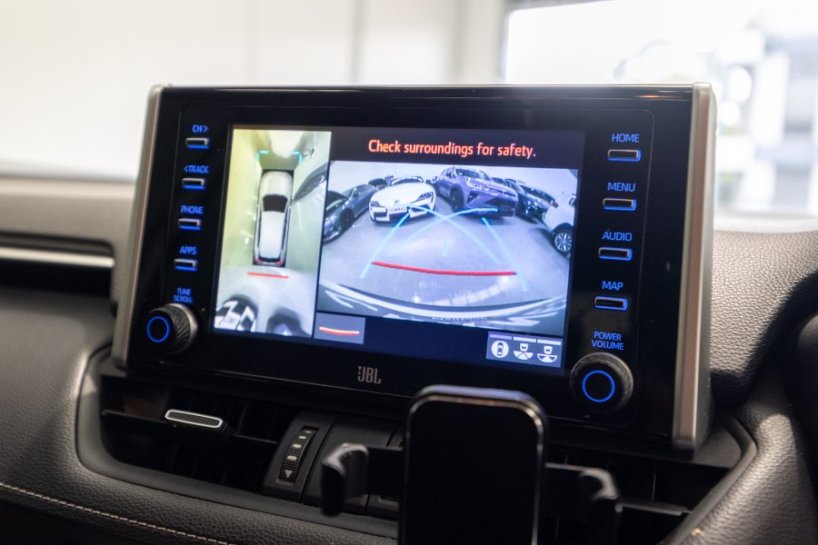 2020 TOYOTA RAV4 CRUISER detail view 13 photo on CarNest