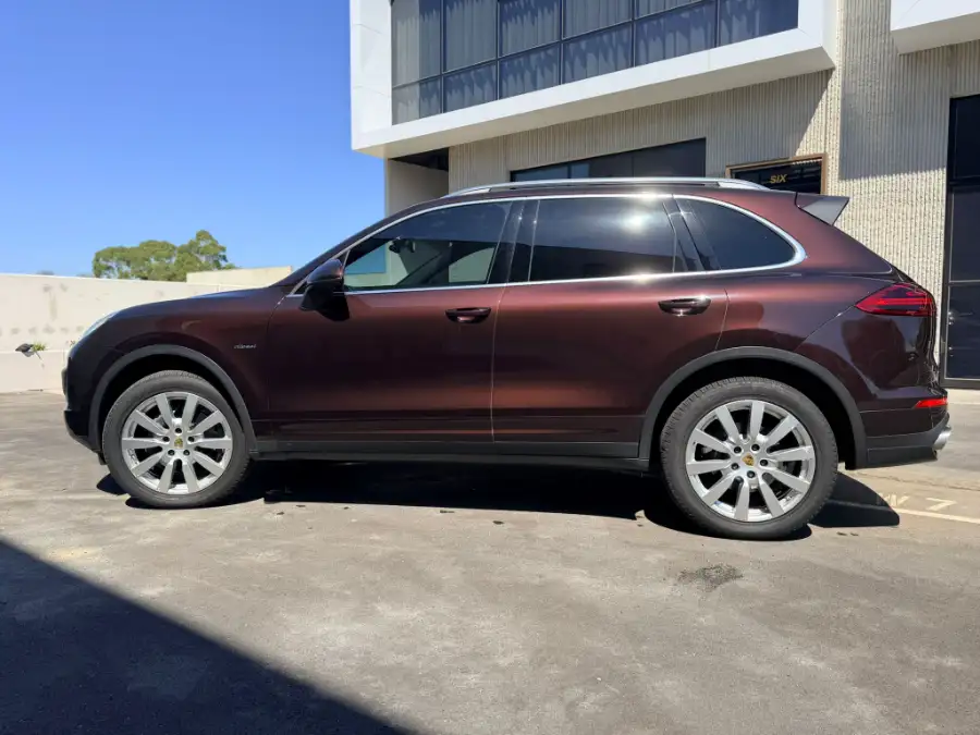 2015 PORSCHE CAYENNE sold vehicle photo on CarNest