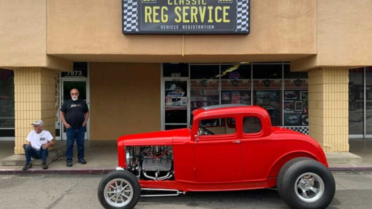 Classic Car Cruise-In at the Hot Rod Bookstore