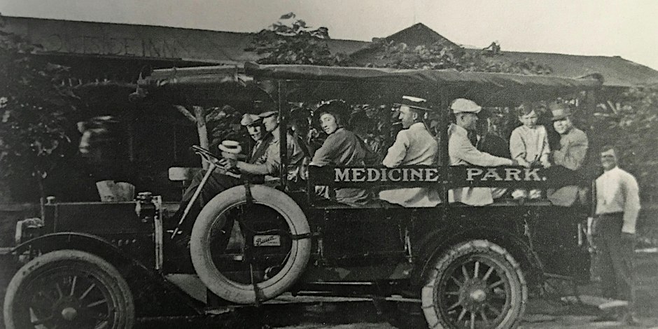 Medicine Park's Annual Street Rod, Muscle Car, and Classic Car Show