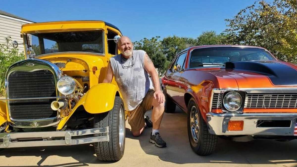 New Second Saturday Car Show