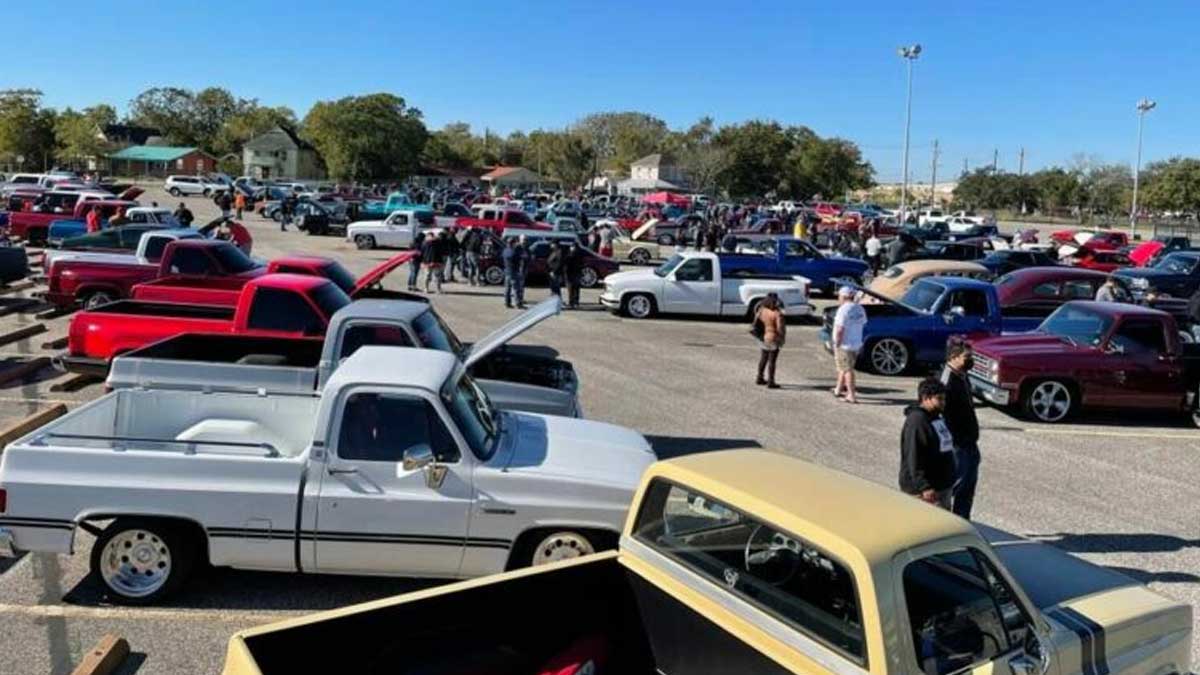 Oceanview Classics Classic Cars and Trucks Meet