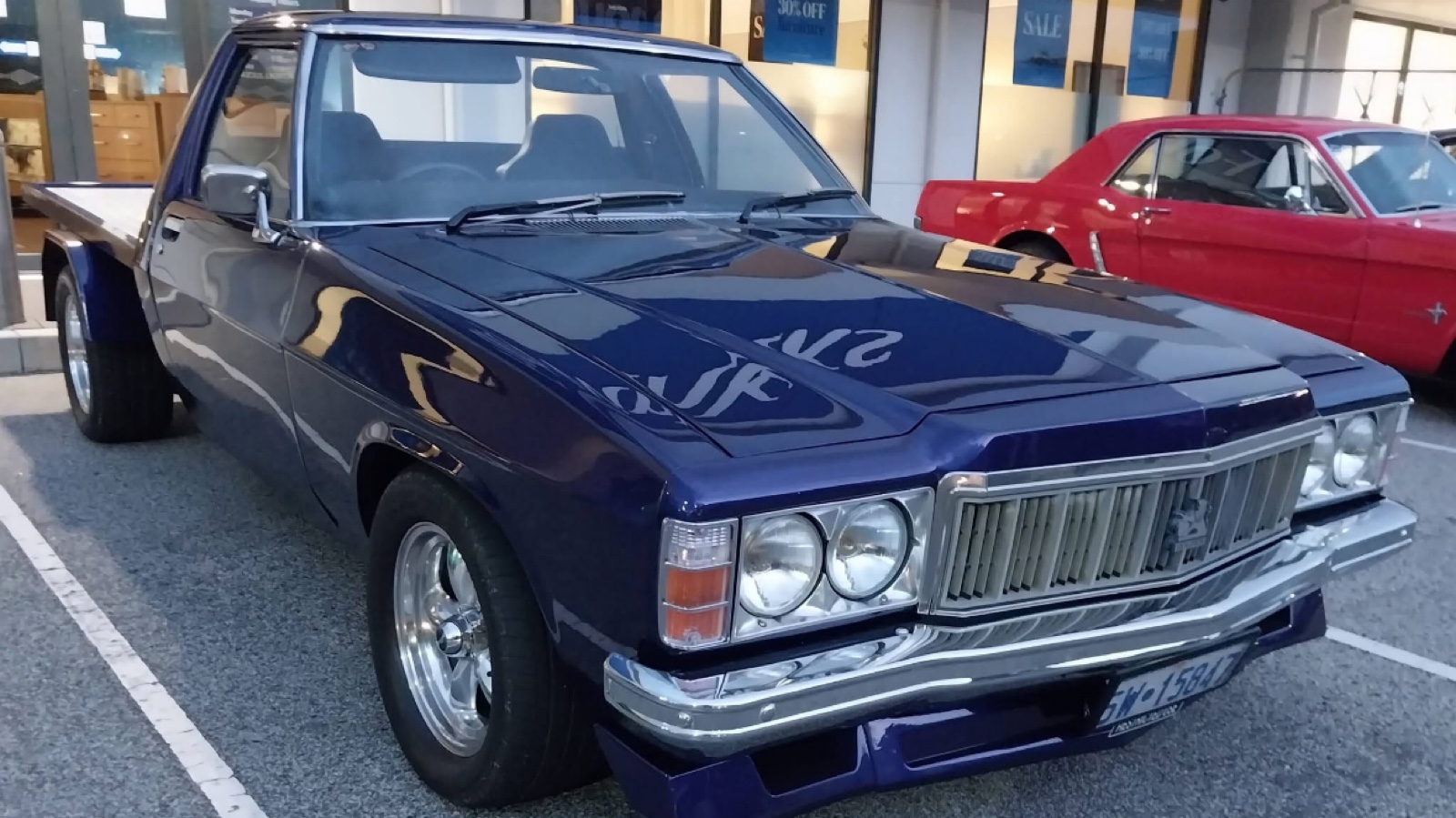 Vehicle showcase