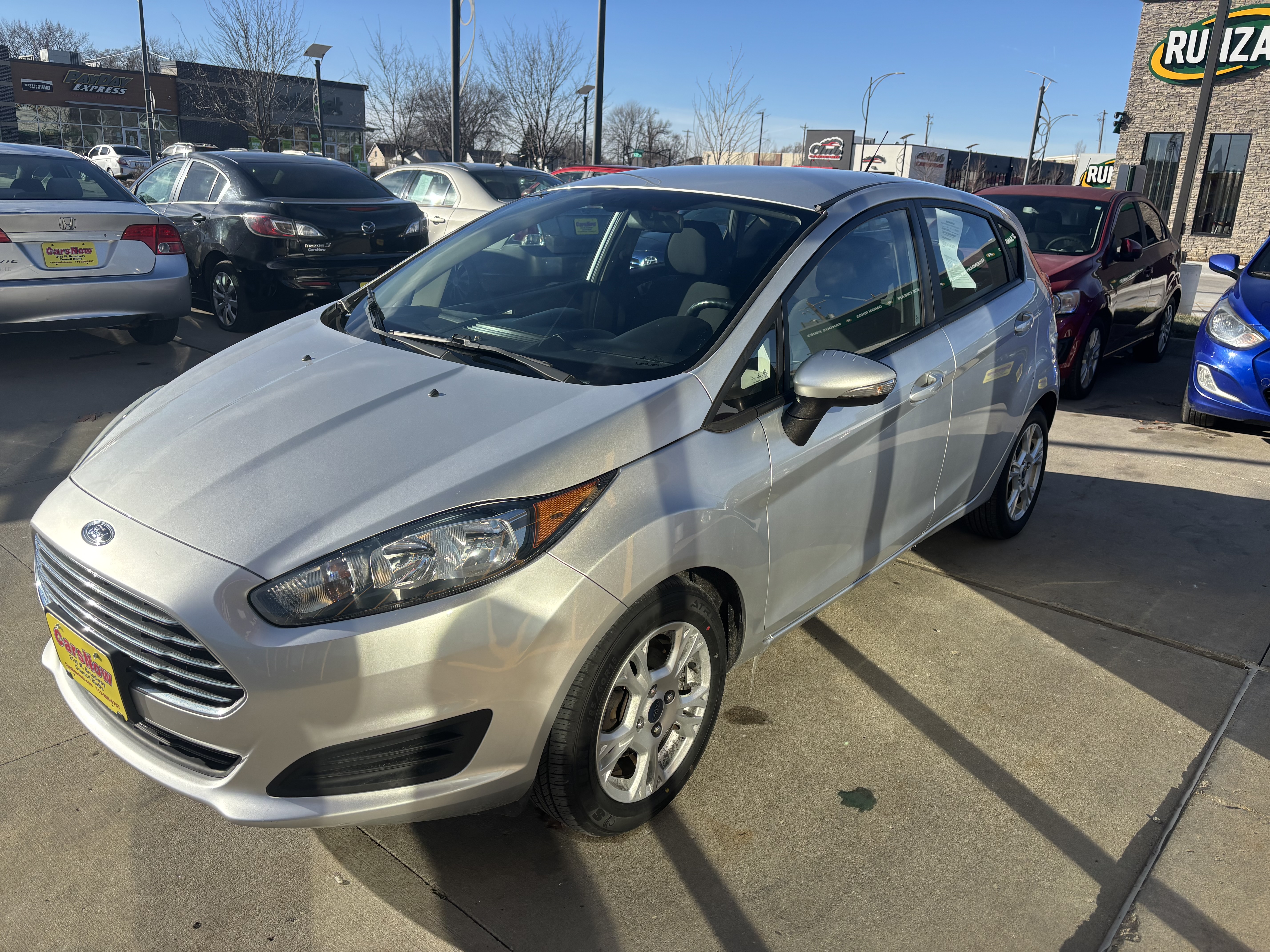 2014 Ford Fiesta SE's photo
