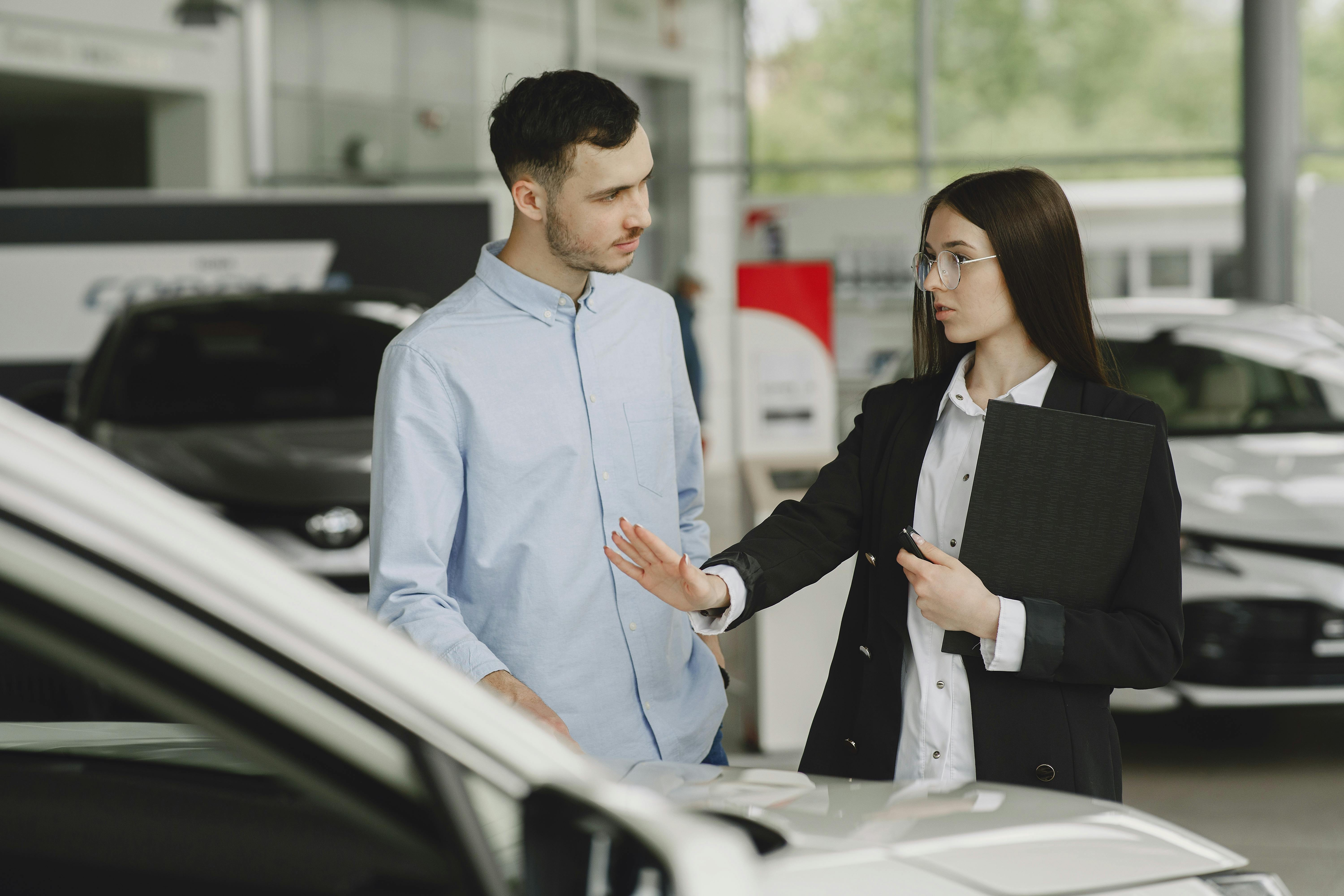 How to Lease a Car: Understanding the Pros & Cons