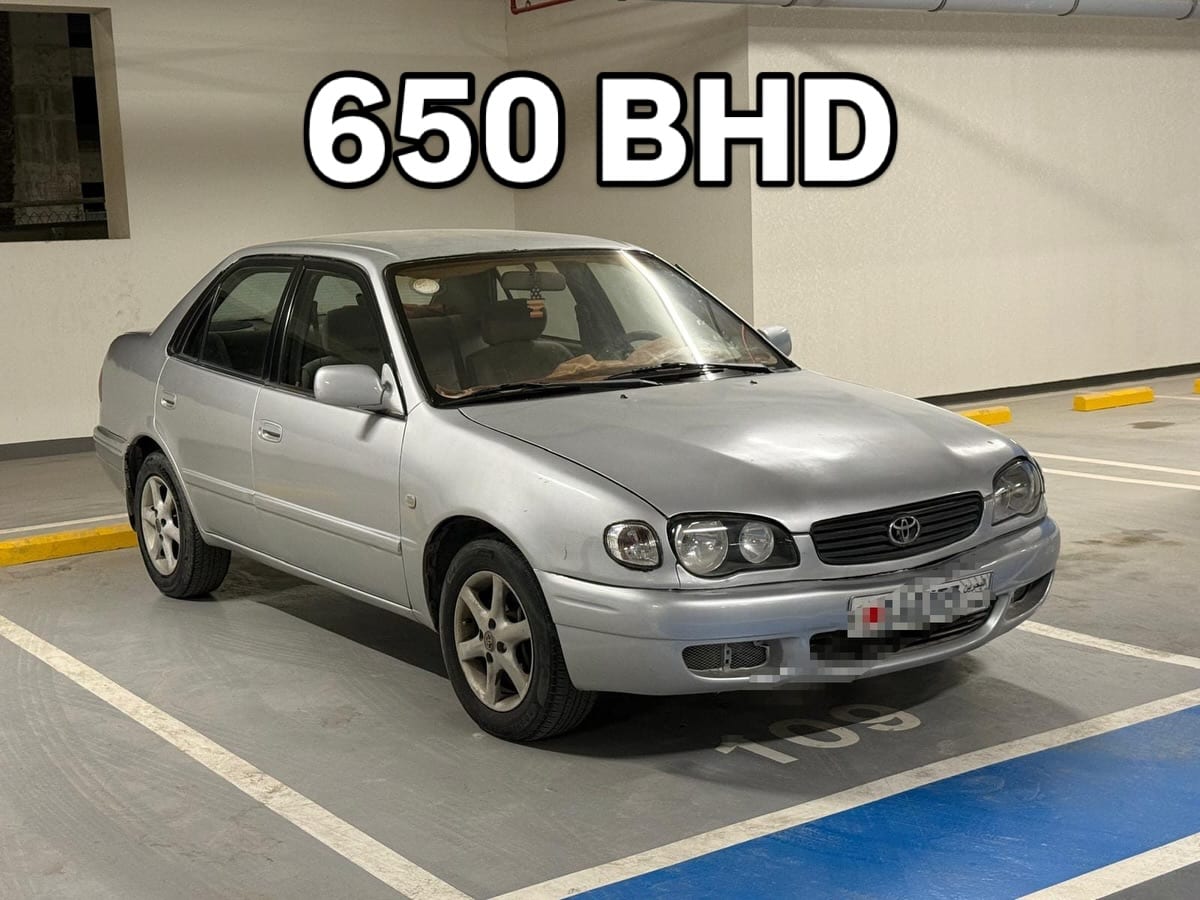 2000 Toyota Corolla for sale in Bahrain