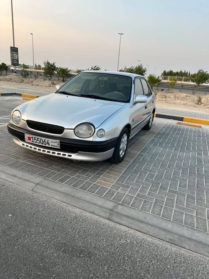 1998 Toyota Corolla for sale in Bahrain