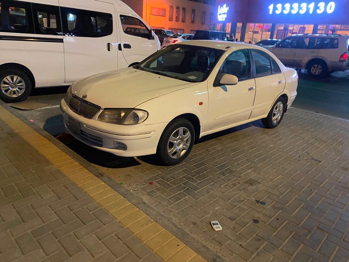 2001 Nissan Sunny for sale in Bahrain