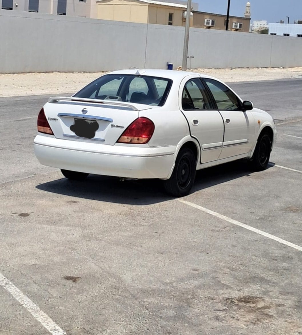 2004 Nissan Sunny for sale in Bahrain