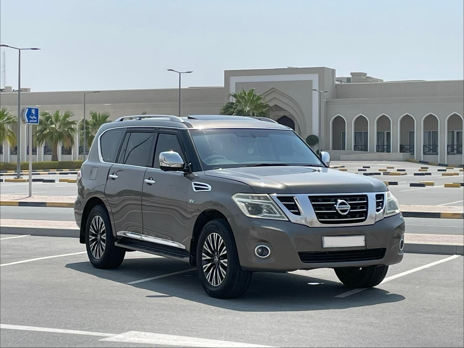 2014 Nissan Patrol Platinum