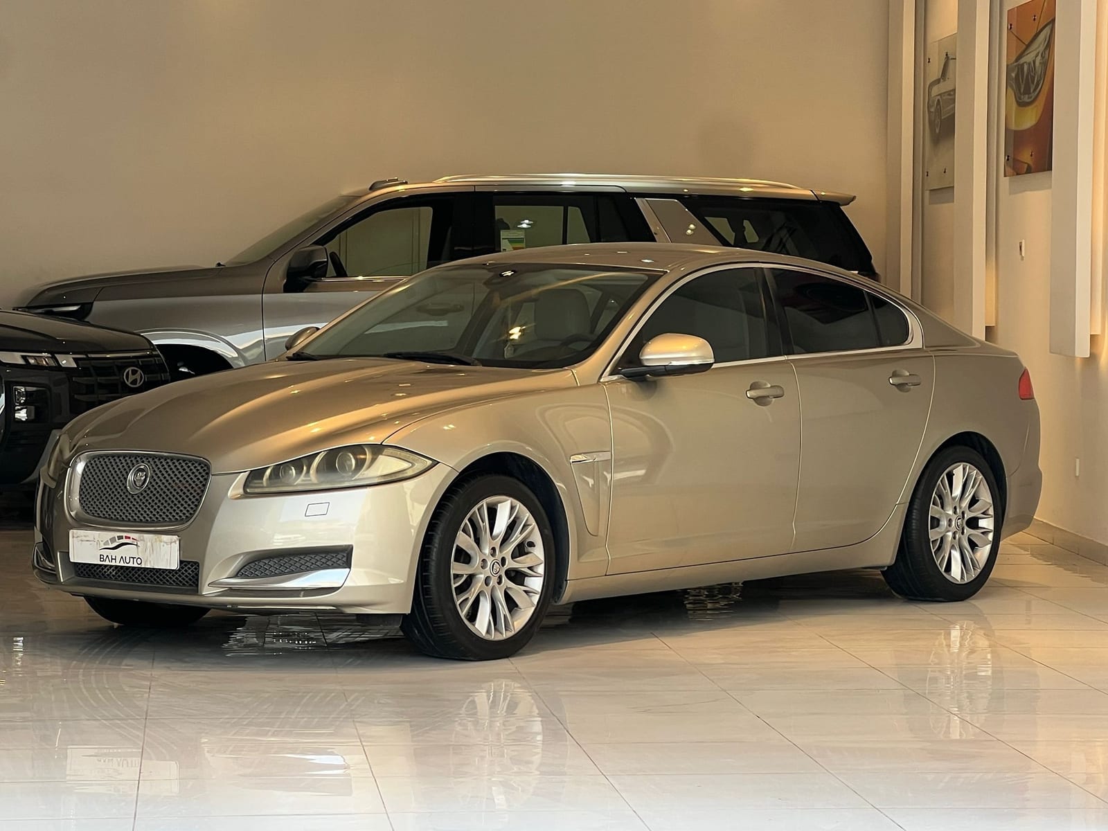 2012 Jaguar XF for sale in Bahrain