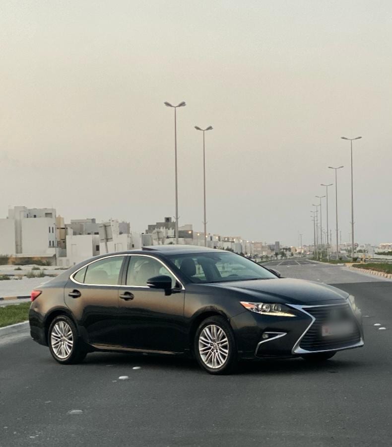 2017 Lexus ES