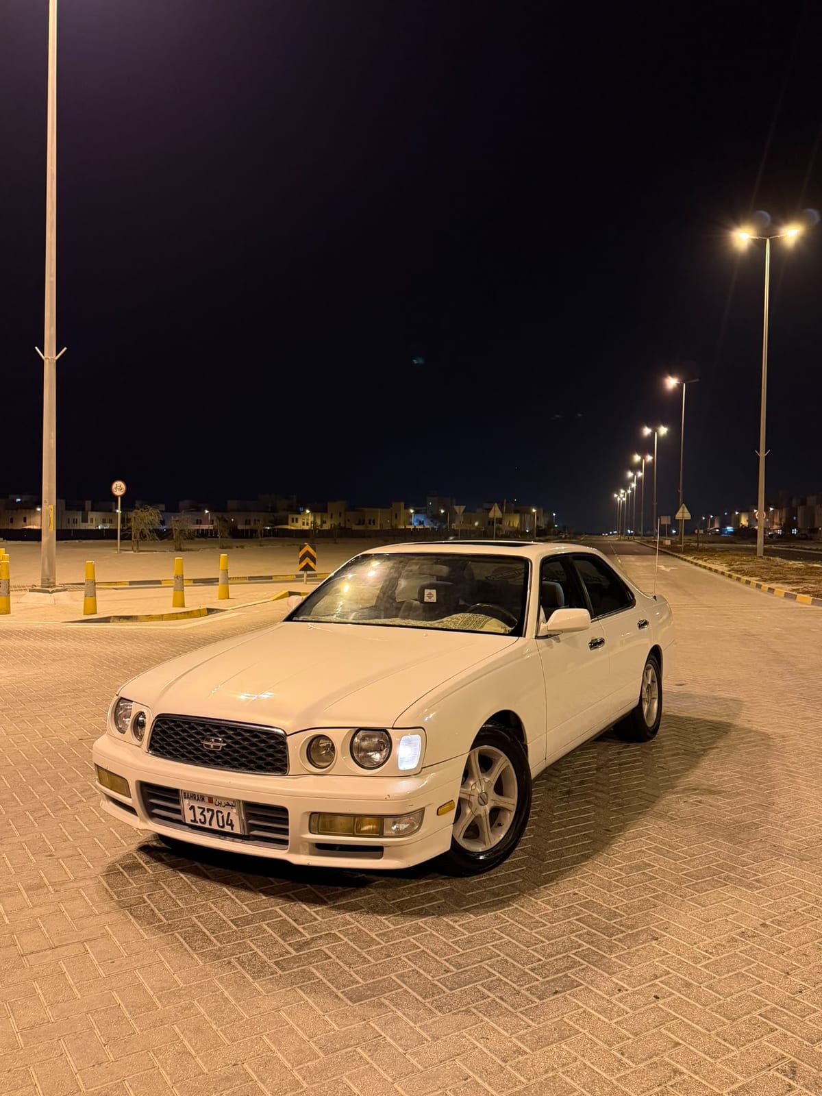 2000 Nissan Gloria