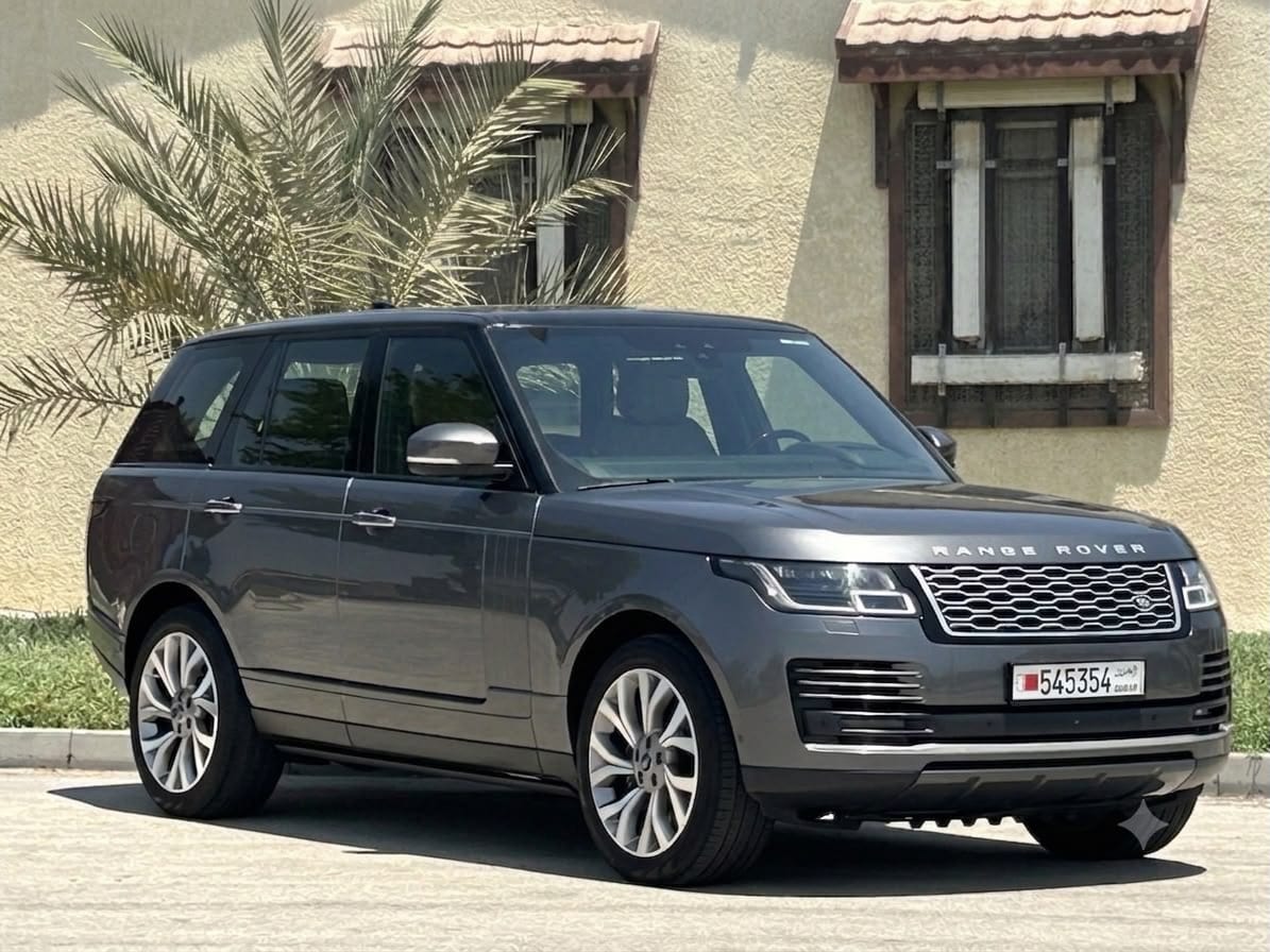 2018 Land Rover Range Rover Vogue for sale in Bahrain