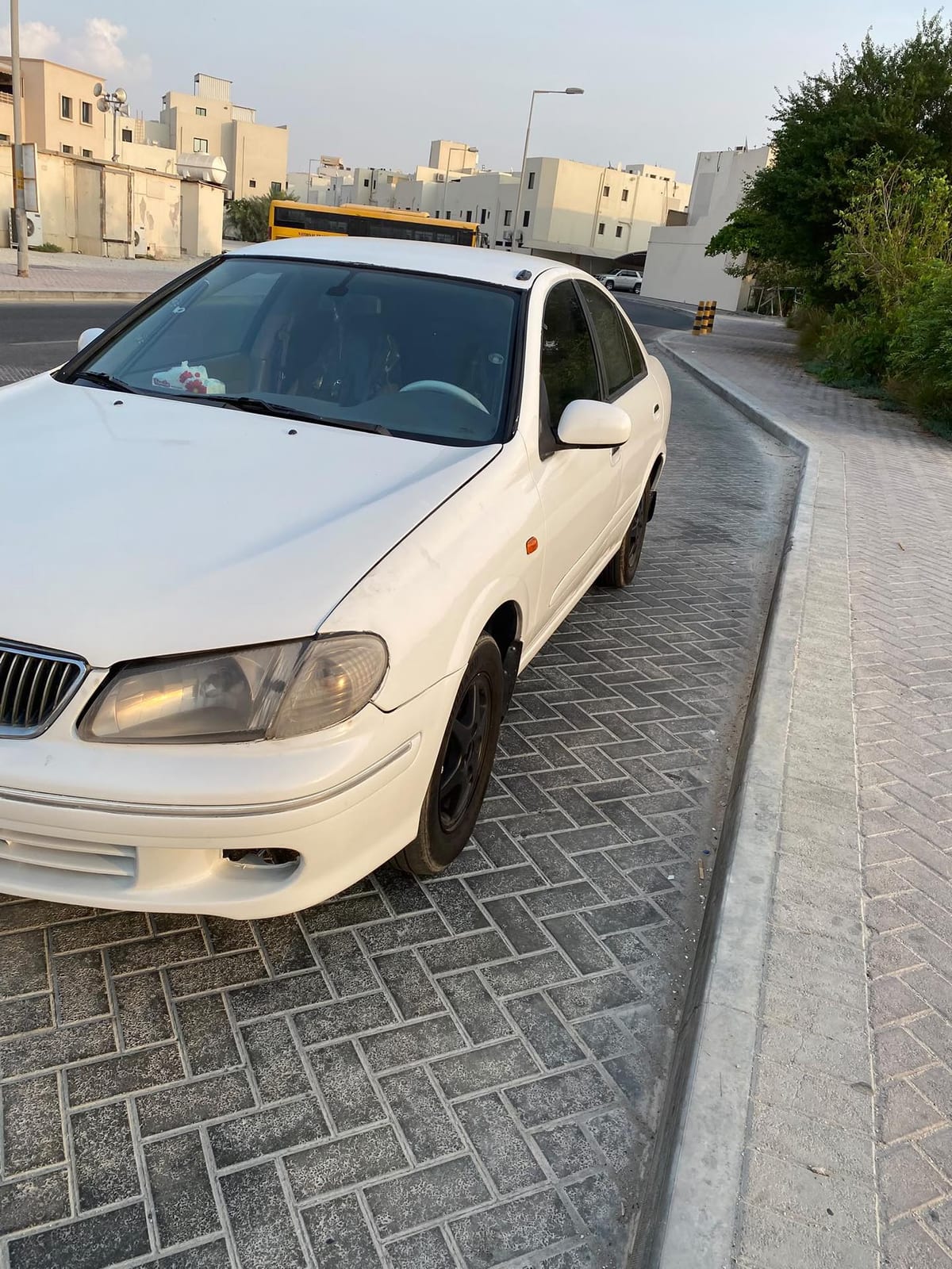 2001 Nissan Sunny