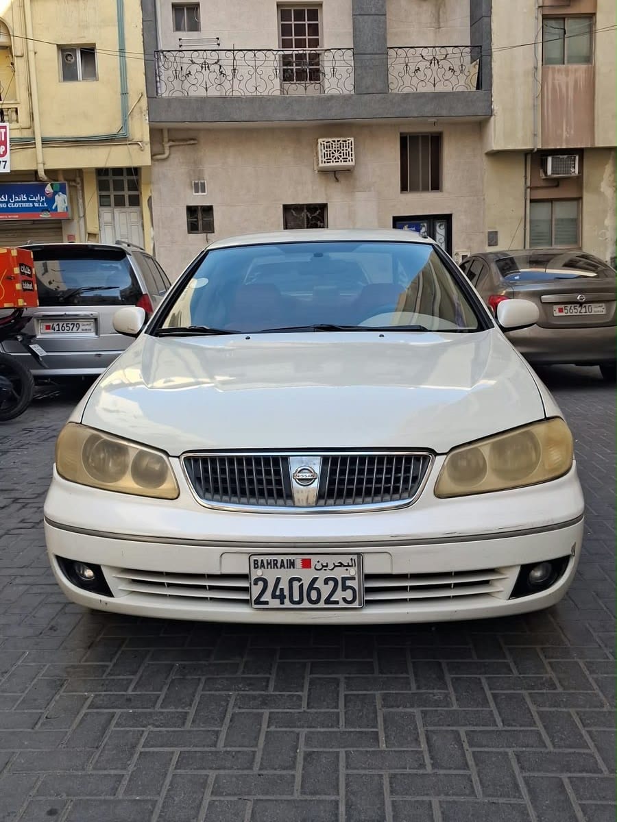2005 Nissan Sunny