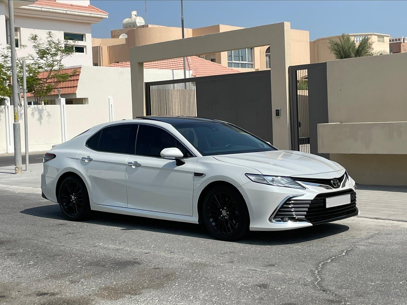 2023 Toyota Camry Limited for sale in Bahrain
