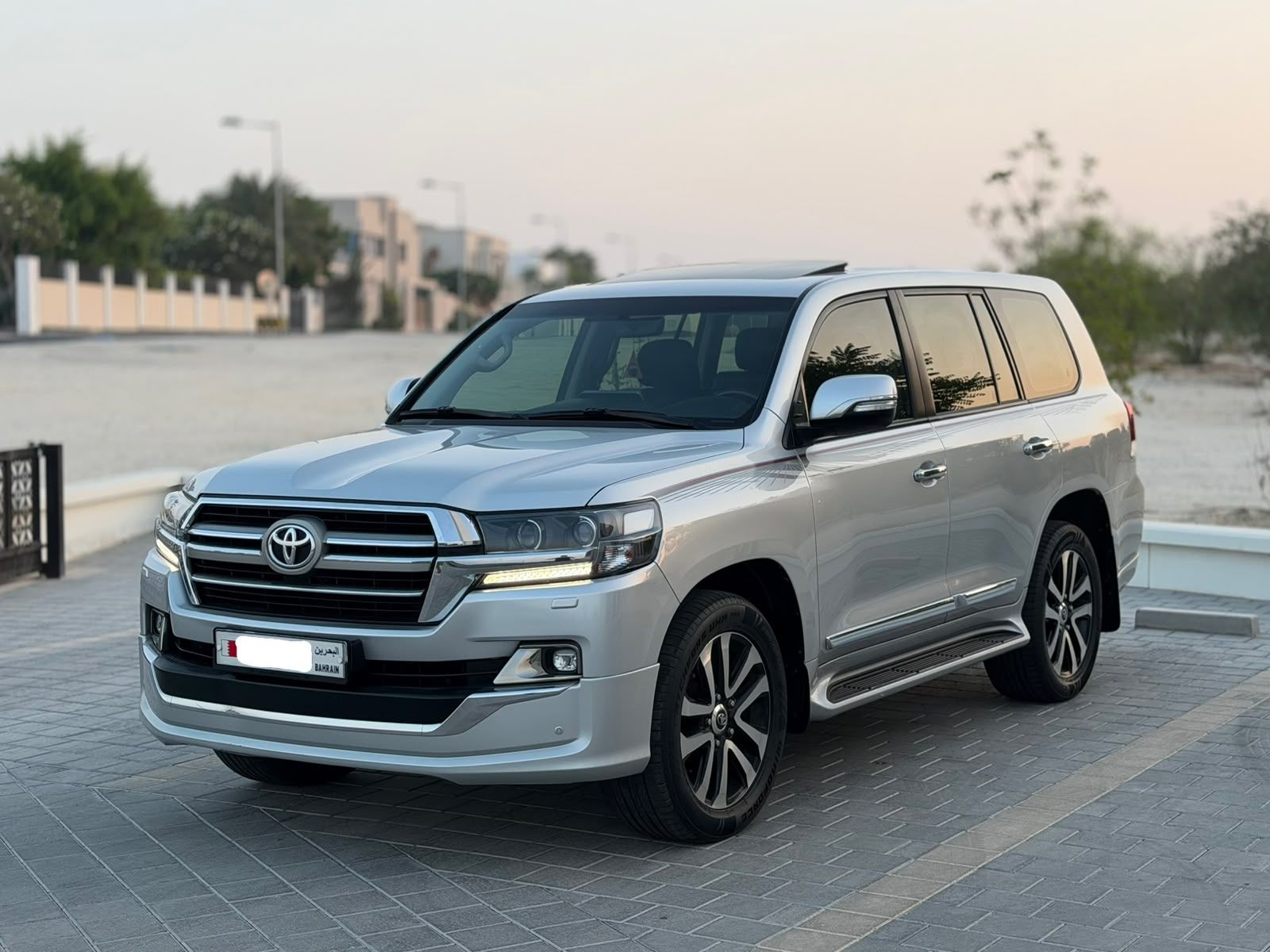 2019 Toyota Land Cruiser