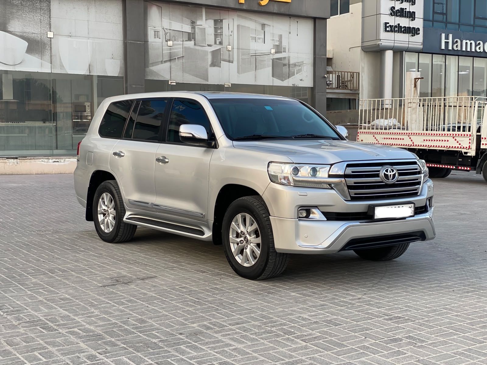 2016 Toyota Land Cruiser