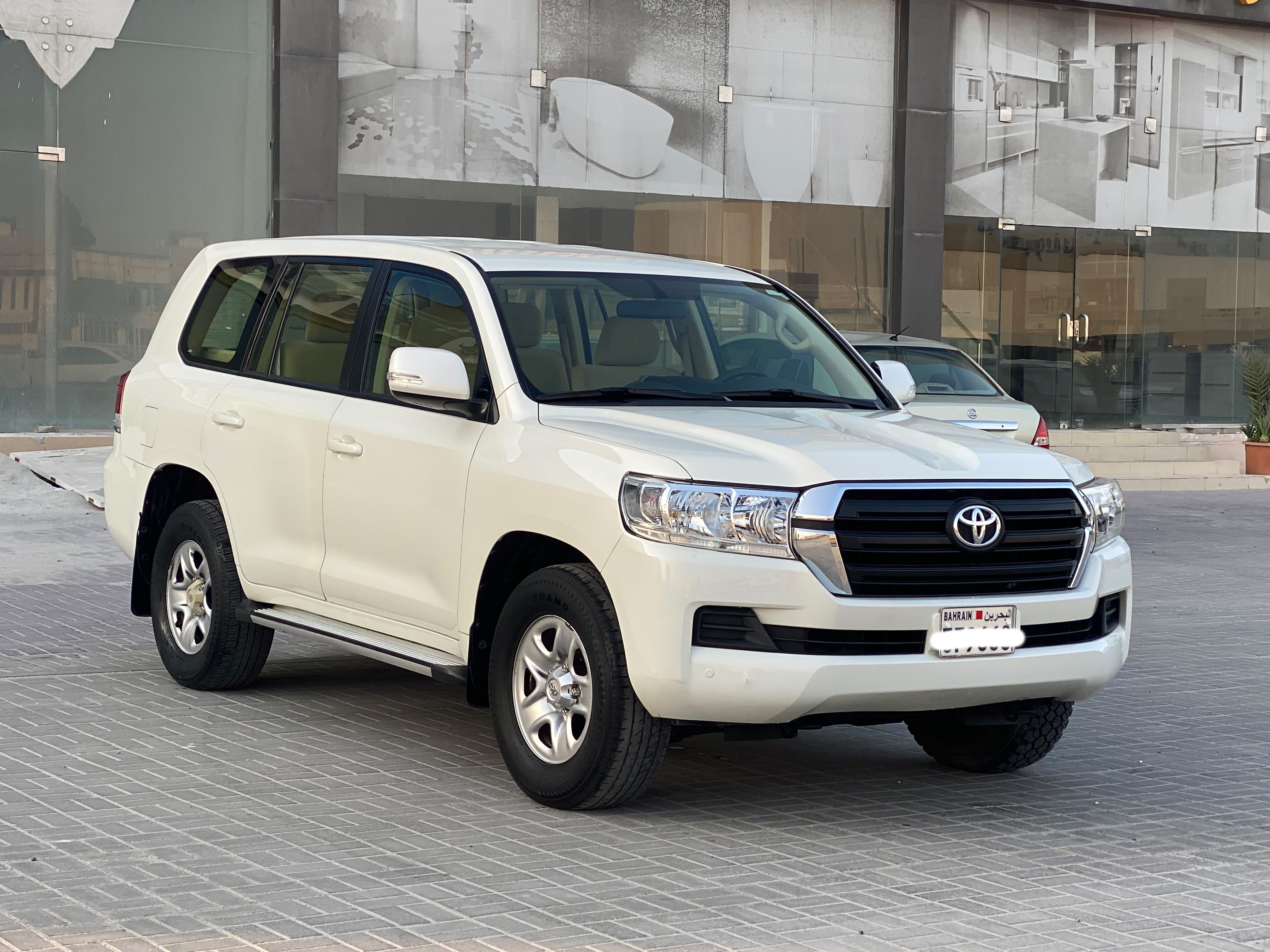 2016 Toyota Land Cruiser for sale in Bahrain