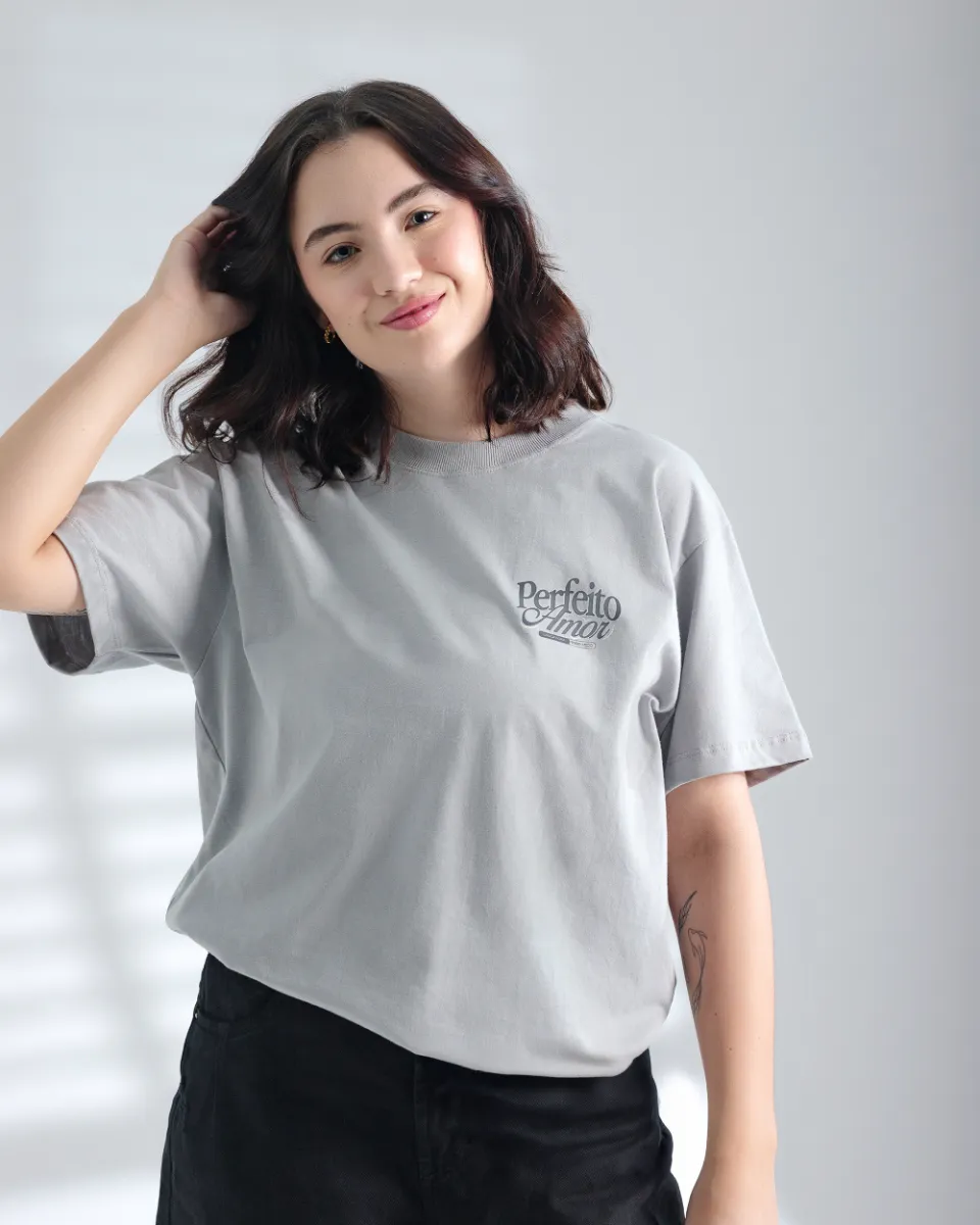 Camiseta Cristã Unissex Perfeito Amor — imagem 3