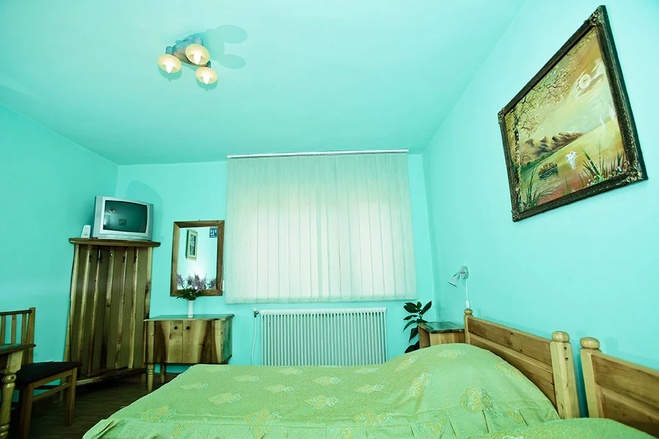Interior de cameră la Pensiunea Casa Blanca