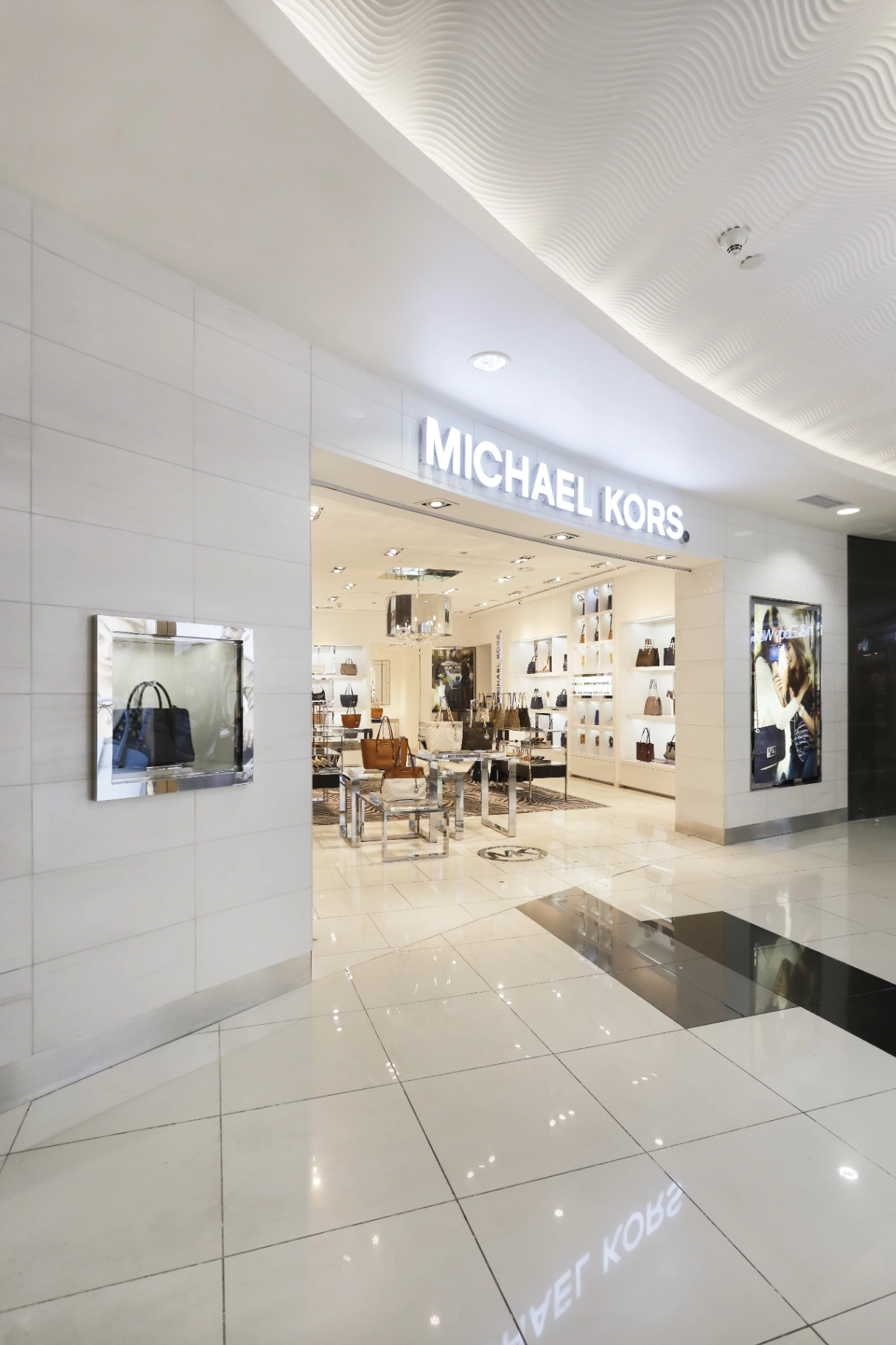 Michael Kors - 2