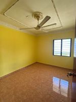 Photo 3944 of Banglo 2 tingkat at Belakang Restoran Nelayan Titiwangsa, Batu 9 Jalan Gombak Utara.