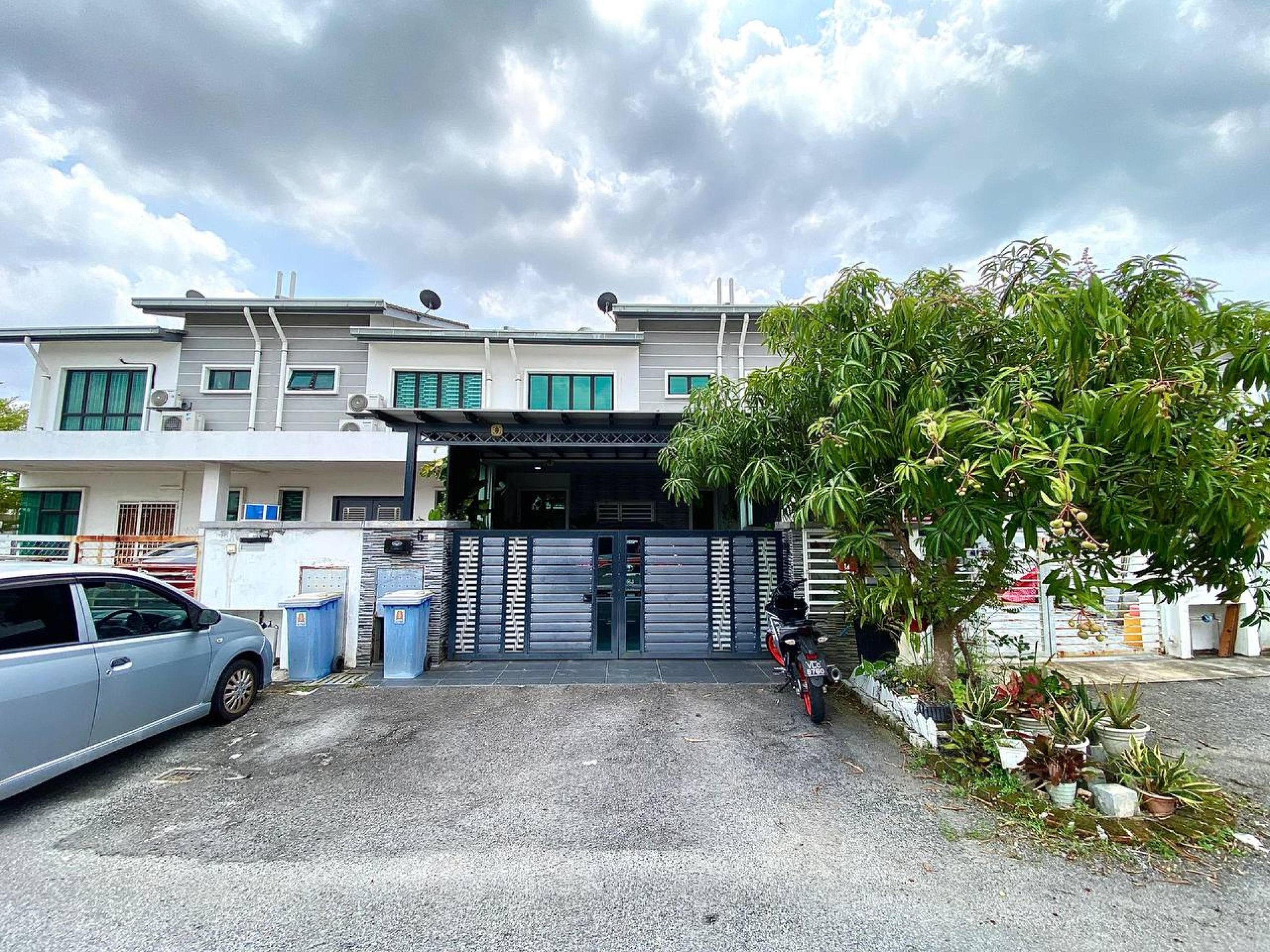 Full Photo 1808 of Rumah 2 Tingkat Renovated & Extened Jalan Puyuh, Taman Bentara, Telok Panglima Garang, Selangor