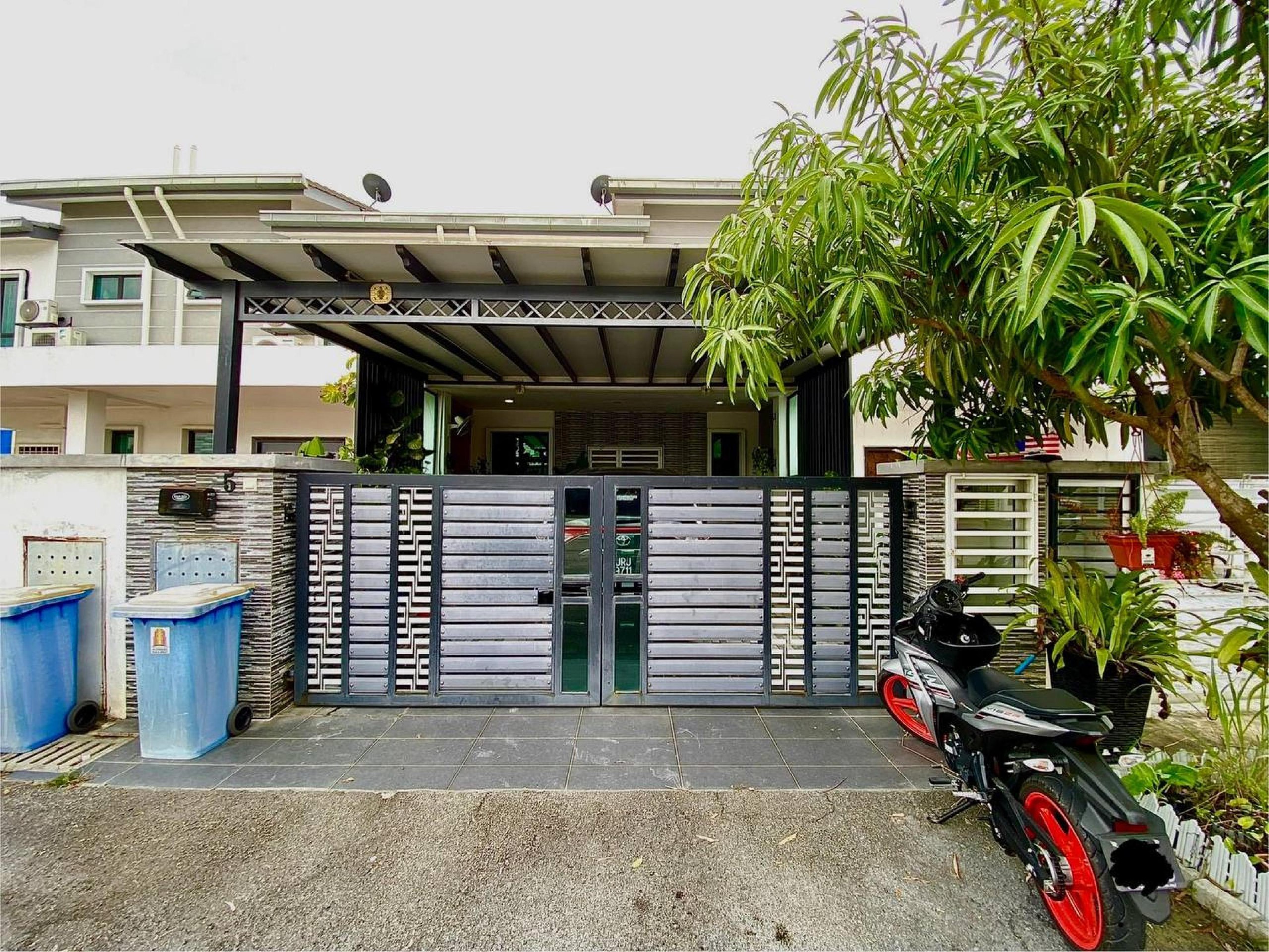 Full Photo 1811 of Rumah 2 Tingkat Renovated & Extened Jalan Puyuh, Taman Bentara, Telok Panglima Garang, Selangor