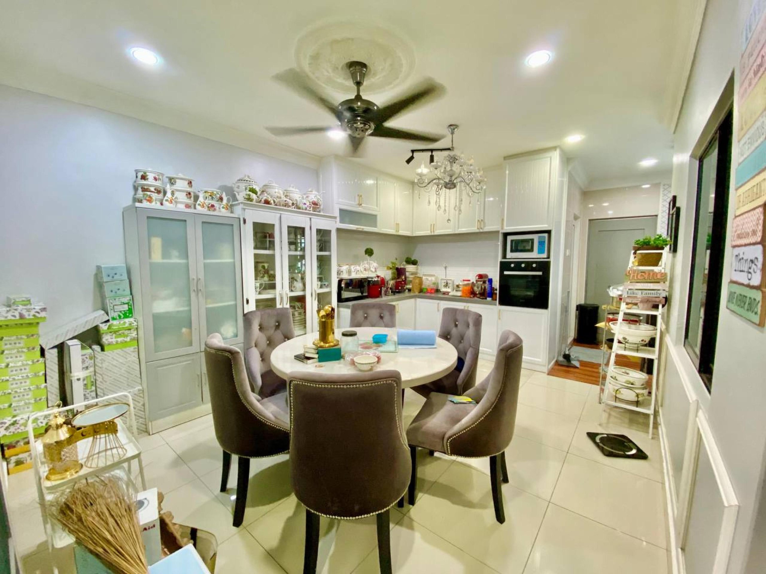 Full Photo 1821 of Rumah 2 Tingkat Renovated & Extened Jalan Puyuh, Taman Bentara, Telok Panglima Garang, Selangor