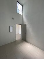 Photo 9566 of Endlot Single Storey Terrace at Jalan Lombong, Shah Alam