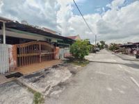 Photo 9685 of Single Storey Terrace House at Taman Sri Serdang, Jalan 18/57, 43300 Seri Kembangan, Selangor