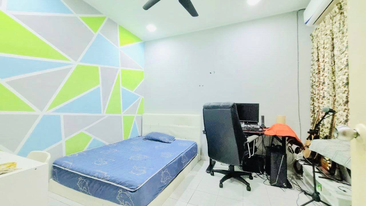 Full Photo 4907 of Double Storey Semi-D Cluster Az-Zaharah at Puncak Alam, Leasehold (until 2095), Bumi Lot, Jalan Mokhtar Dahari, Puncak Alam