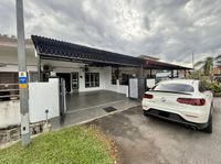 Photo 5611 of Single Storey Terrace Intermediate at Telok Panglima Garang, Leasehold (until 2074), Malay Reserve, Bumi Lot