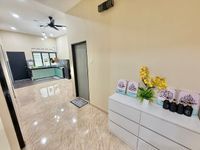 Photo 5620 of Single Storey Terrace Intermediate at Telok Panglima Garang, Leasehold (until 2074), Malay Reserve, Bumi Lot