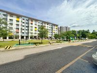 Photo 6654 of Renovated - Level 4 Pangsapuri Sentosa @ Setia Alam, Freehold (open), Low Cost, Strata Title Perfected, BU: 700sqf, Setia Alam
