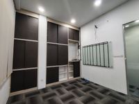 Photo 4134 of Office at Subang Jaya Next to Shah Alam