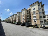 Photo 21775 of Pangsapuri Akasia, Bandar Botanic, Selangor. Prime Location at Aeon Mall, GM Klang, Lotus's, Giant, Aeon, SMK, SK Bukit Tinggi, Botanic Resort Club, Hospital Klang, Banks, Restaurants, McD, 99speedmart, mini market, food stalls, dobi, workshop, Petrol Station