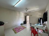 Photo 21782 of Pangsapuri Akasia, Bandar Botanic, Selangor. Prime Location at Aeon Mall, GM Klang, Lotus's, Giant, Aeon, SMK, SK Bukit Tinggi, Botanic Resort Club, Hospital Klang, Banks, Restaurants, McD, 99speedmart, mini market, food stalls, dobi, workshop, Petrol Station