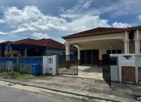 Photo 2642 of Corner Lot at Double Storey Terrace Jalan Kubah Bukit Jelutong U8 Shah Alam