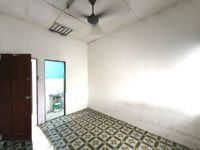 Photo 2786 of Double Storey Terrace Desa Latania, Shah Alam