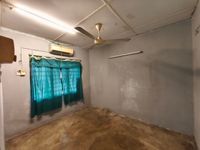 Photo 2813 of Double Storey House at Bandar Bukit Raja Klang, 4 bedrooms, 3 bathrooms, Freehold