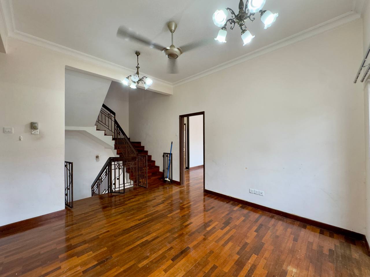 Full Photo 153 of Landed Corner 2.5-Storey Superlink at Presint 16, Putrajaya