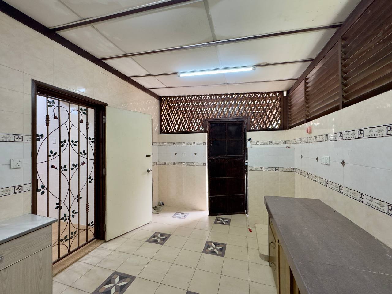 Full Photo 165 of Landed Corner 2.5-Storey Superlink at Presint 16, Putrajaya